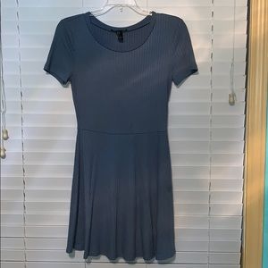 Pretty and comfy blue short sleeve dress!!